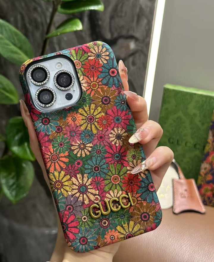 Luxury GG Floral Pattern Phone Case with Gold Logo Accent