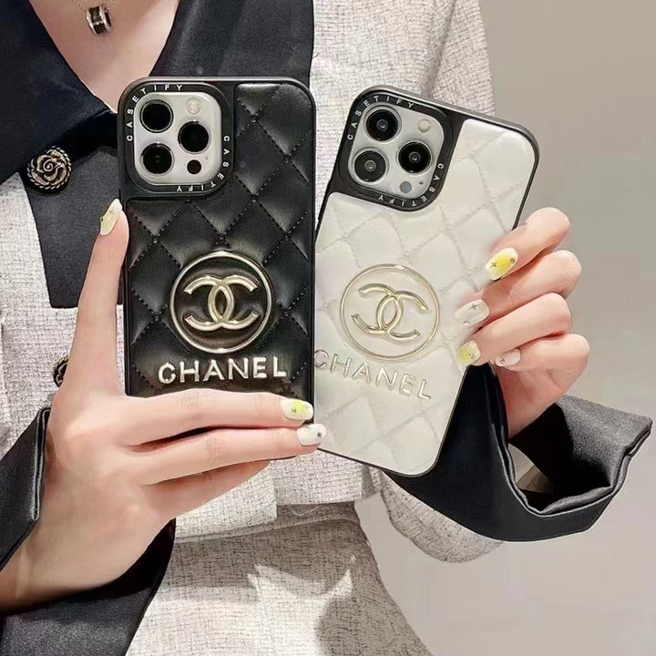 Luxury CC-Inspired Quilted Phone Case with Metallic Logo