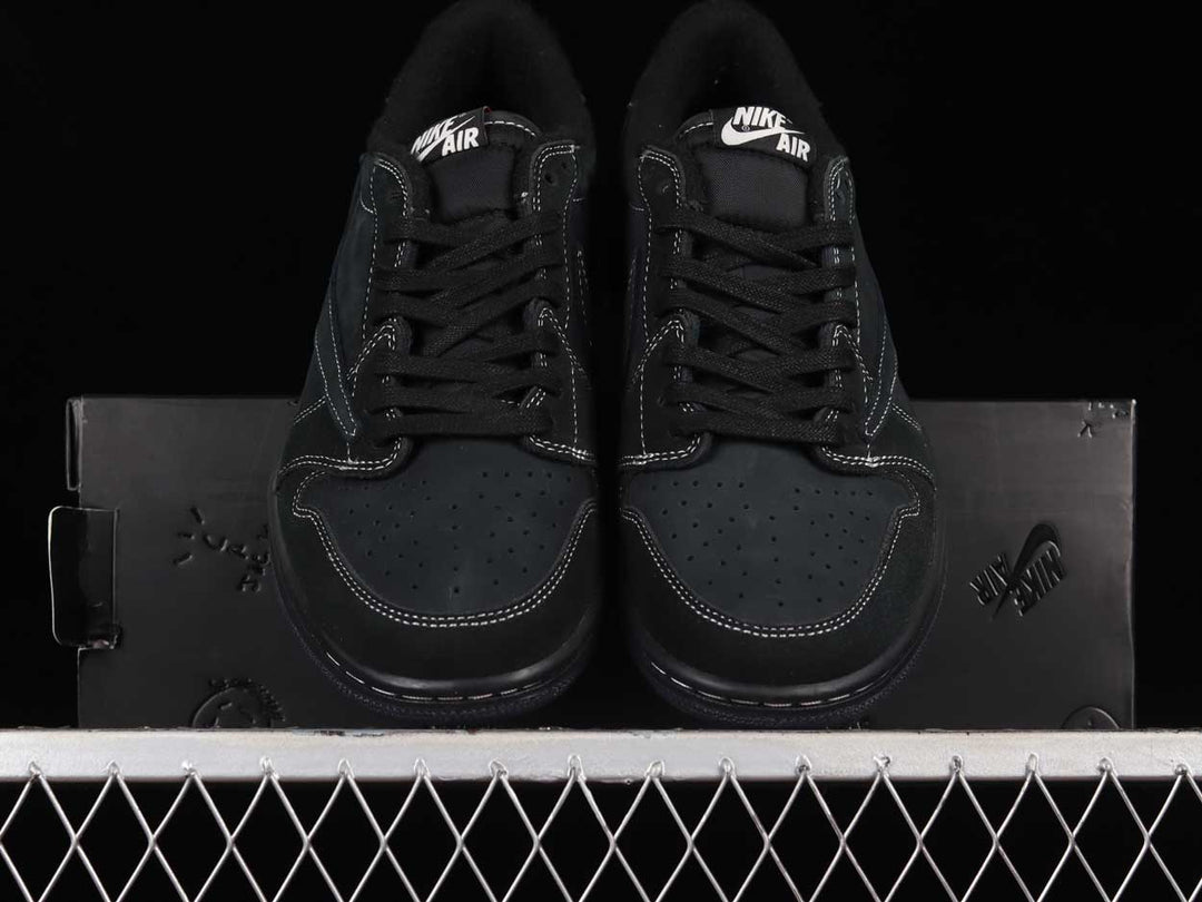 PhantomRush® – Stealth Stitch Low-Top Edition