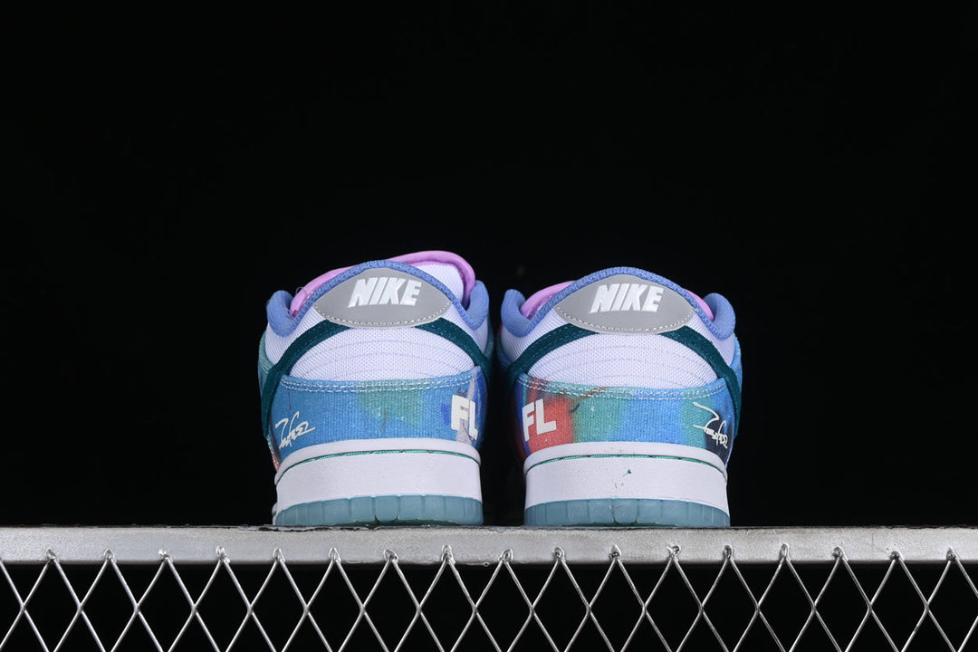 AquaFutura® – Bleached Street Canvas Low