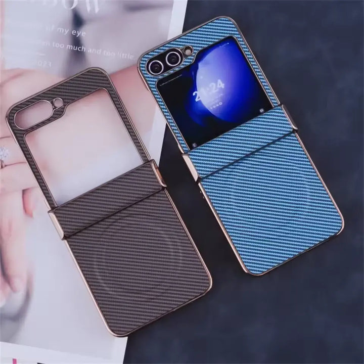 ⚫ CarbonEdge™ – Z Flip Series