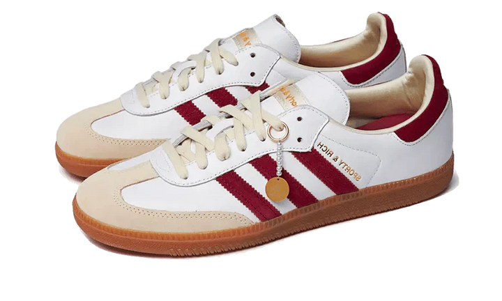 RichForm® – Classic Burgundy Accent Low Sneaker