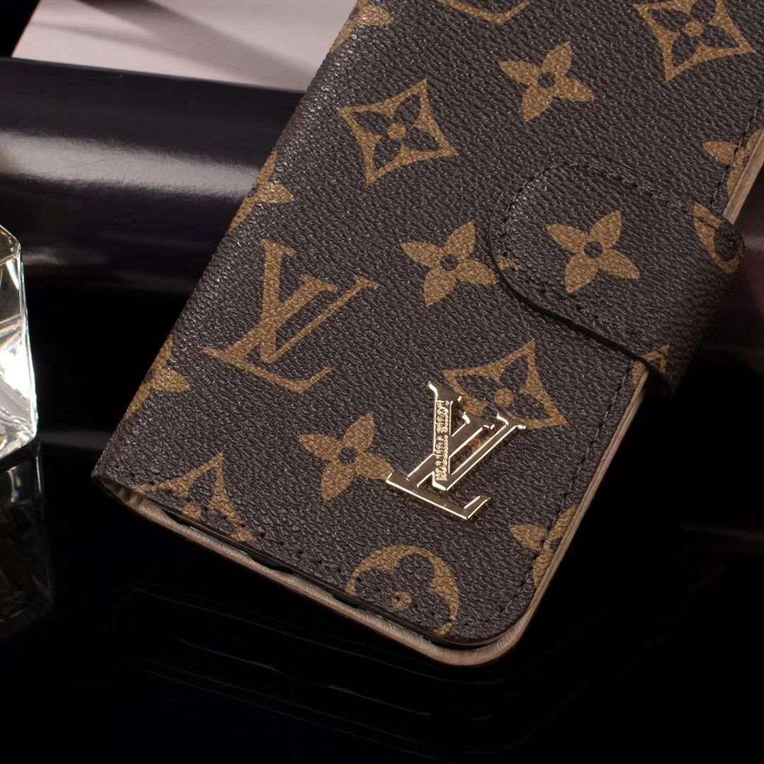 Vérité® - Classic Monogram Wallet LV iPhone Case
