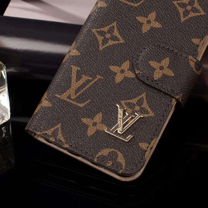 Vérité® - Classic Monogram Wallet LV iPhone Case